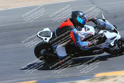 media/Mar-25-2024-Moto Forza (Mon) [[8d4319bd68]]/3-Intermediate Group/Session 4 (Turn 10 Inside)/